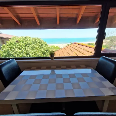 Infinity View 8 Apartment *